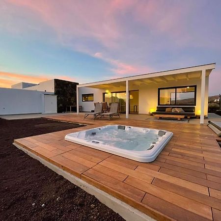 North Shore Villas Lajares, Manalari, Private Jacuzzi Dış mekan fotoğraf