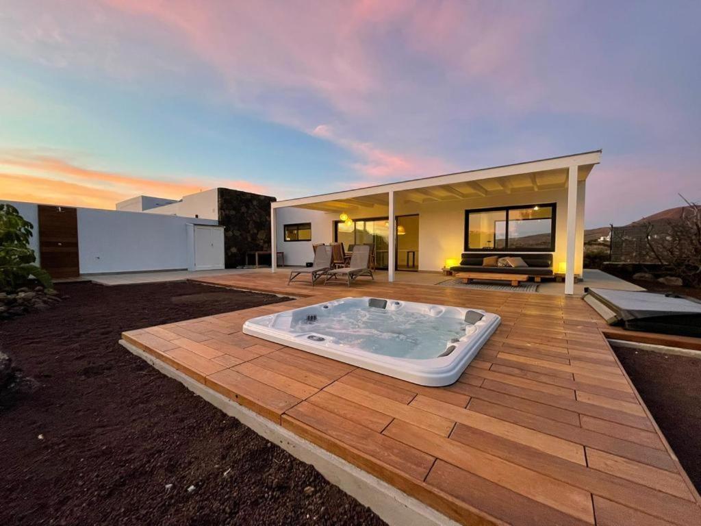 North Shore Villas Lajares, Manalari, Private Jacuzzi Dış mekan fotoğraf